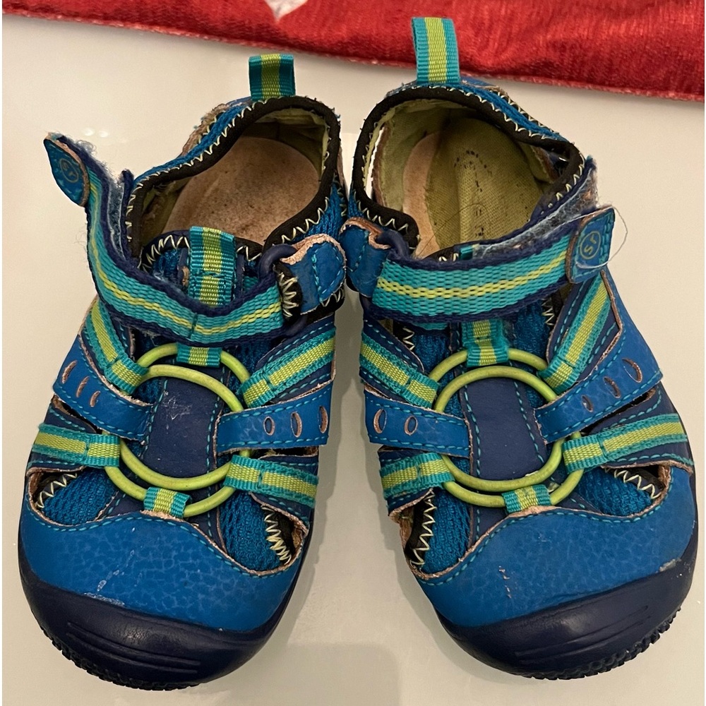 Stride Rite  boy’s shoes